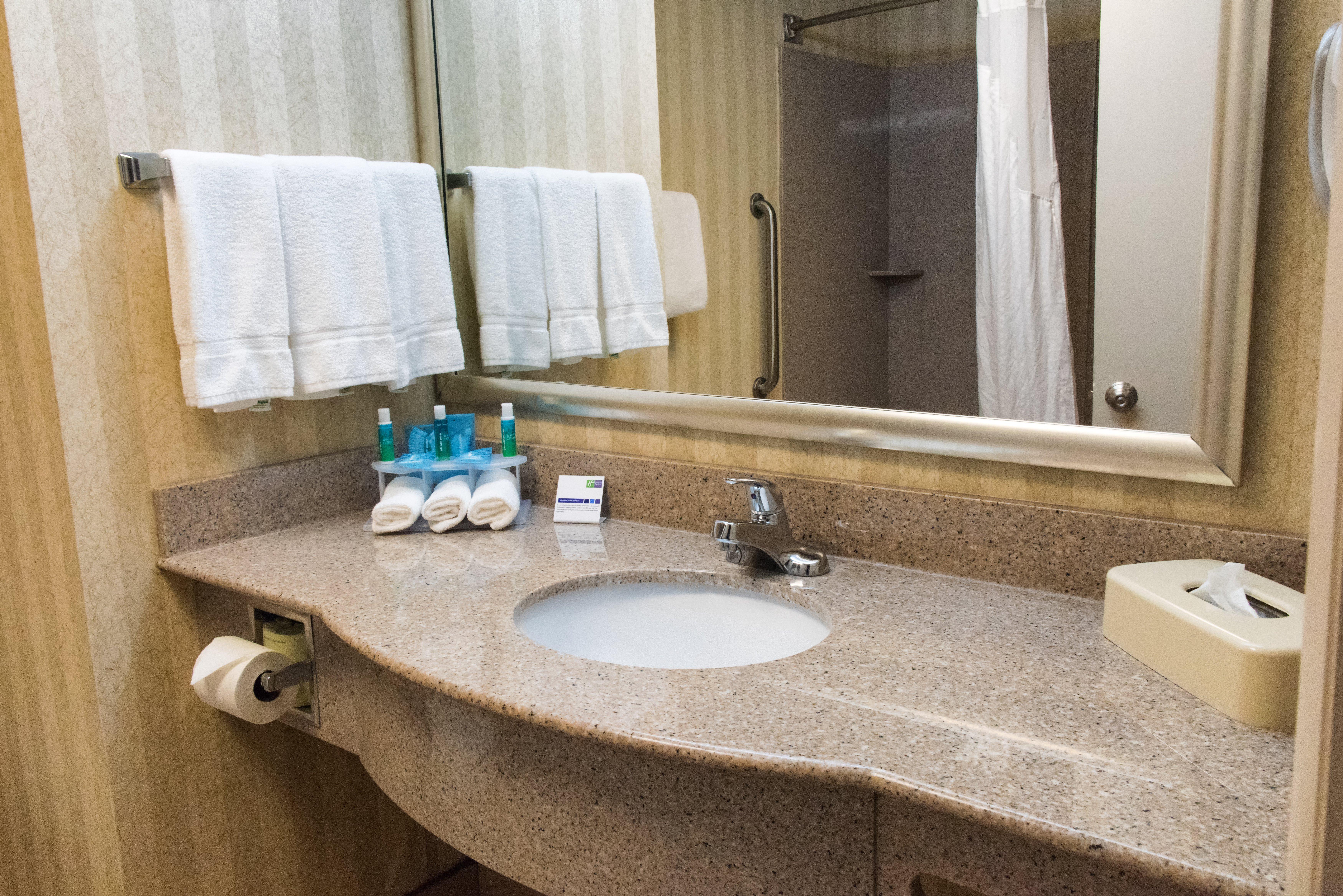 Holiday Inn Express Hotel & Suites Kinston By Ihg Экстерьер фото